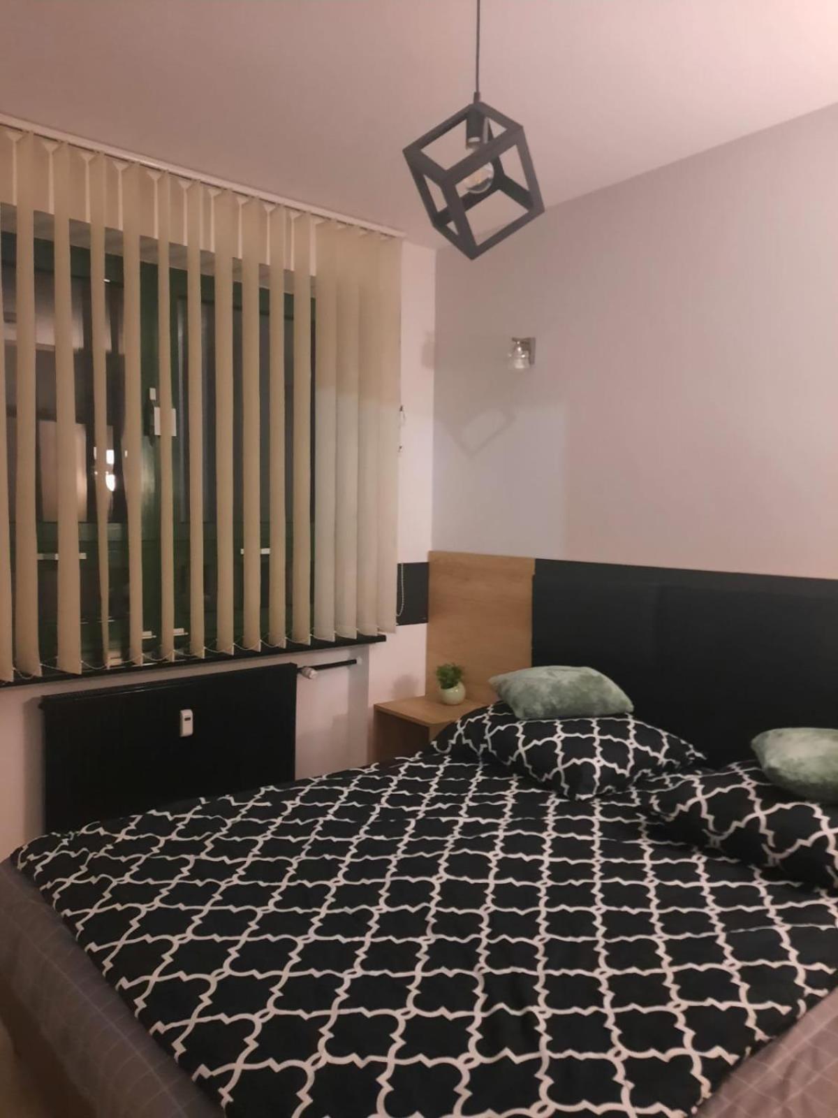 Aparthouse Zegrze 세로크 외부 사진